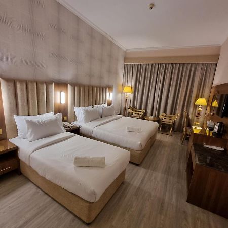 Bliss Square Hotel Dubaï Extérieur photo